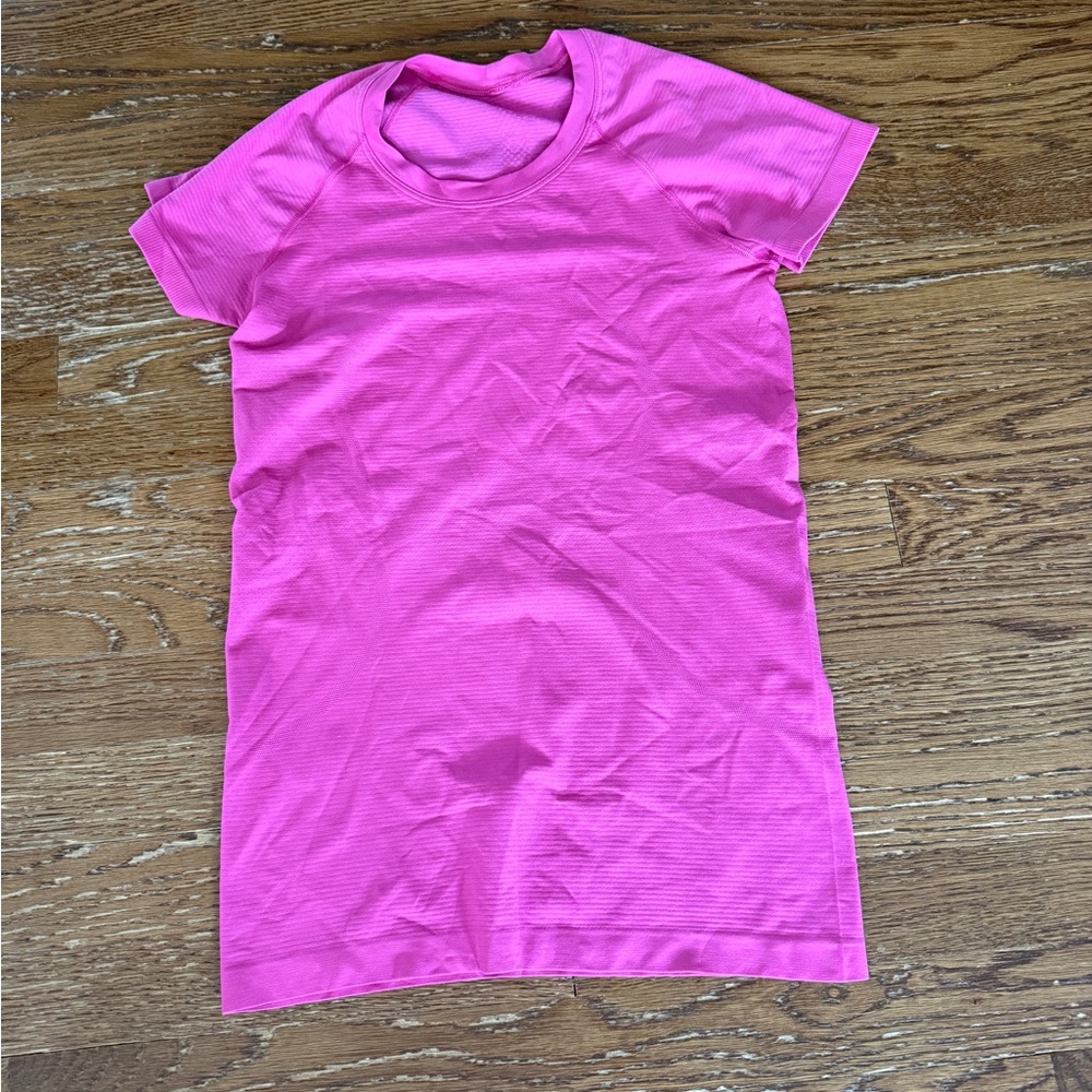 Sonic Pink Lululemon T-Shirt